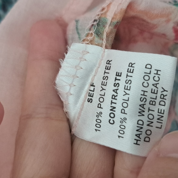 Floral Long Sleeve Top size S - Picture 8 of 9